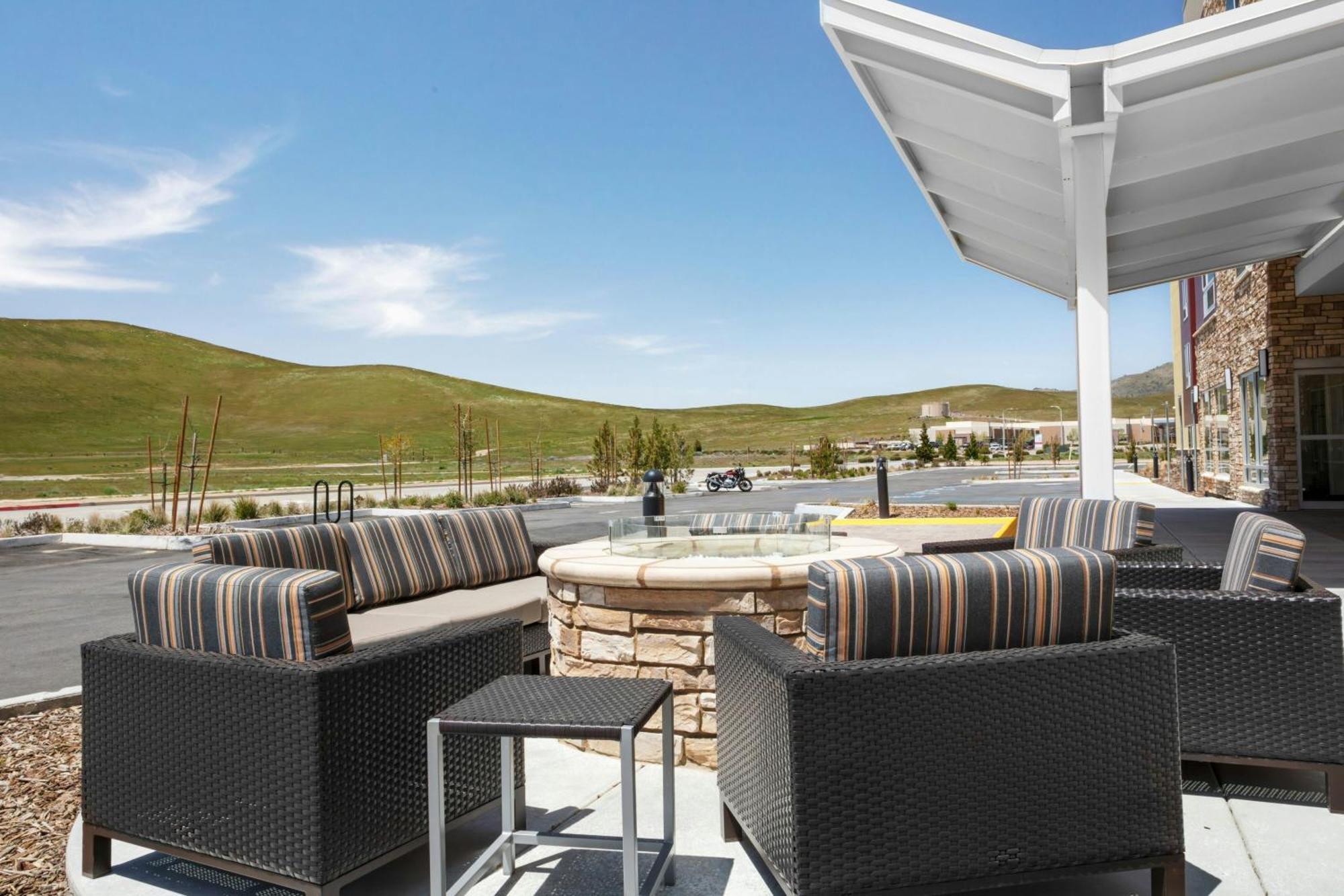 Towneplace Suites By Marriott Tehachapi Eksteriør bilde